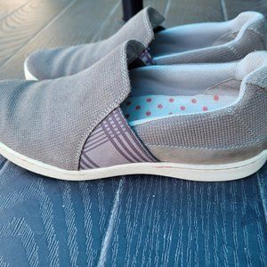 Women's Anhu Precita Slip-On- Great Condition-US 6.5-EU 37.5